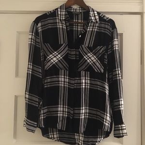 NWOT Express hi-lo plaid button up sz XS